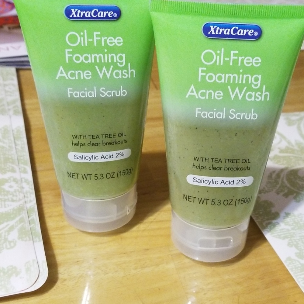 XtraCare oil free facial srrub
